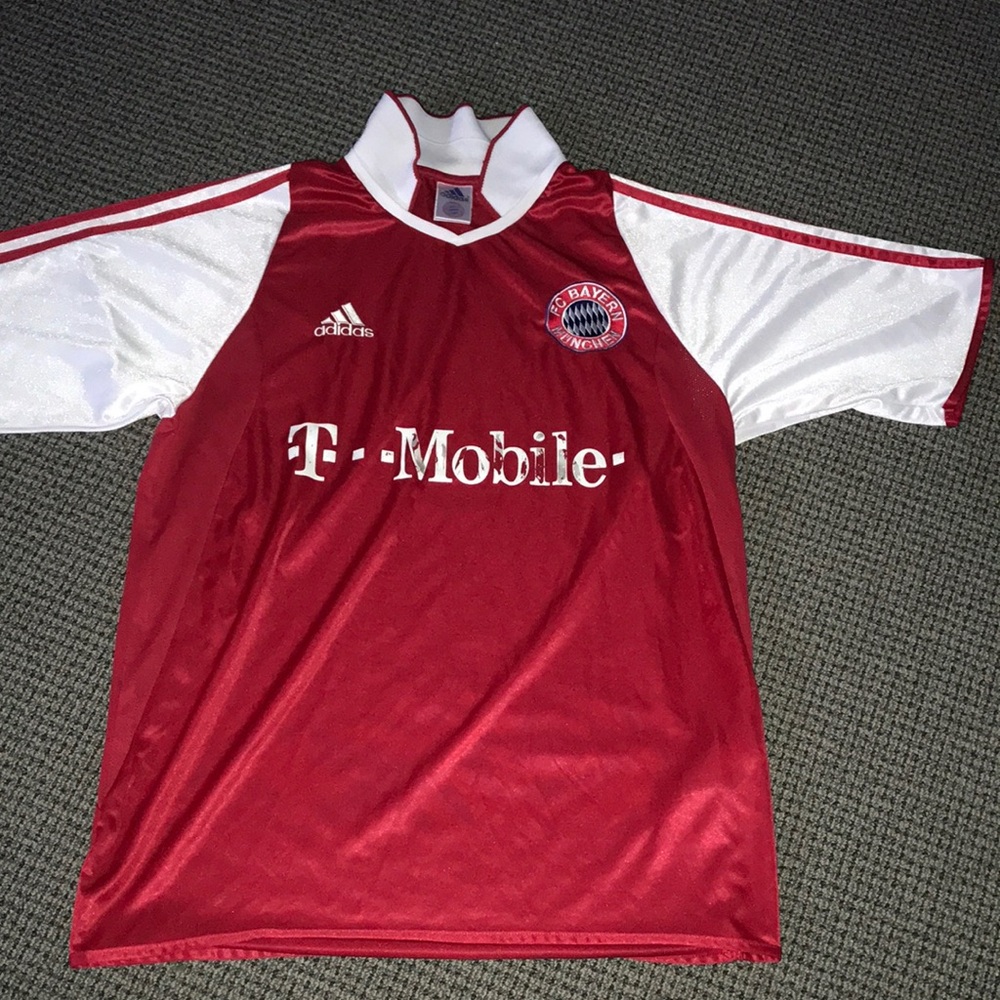 adidas Red and White FC Bayern Style Soccer Jersey 2003 vintage